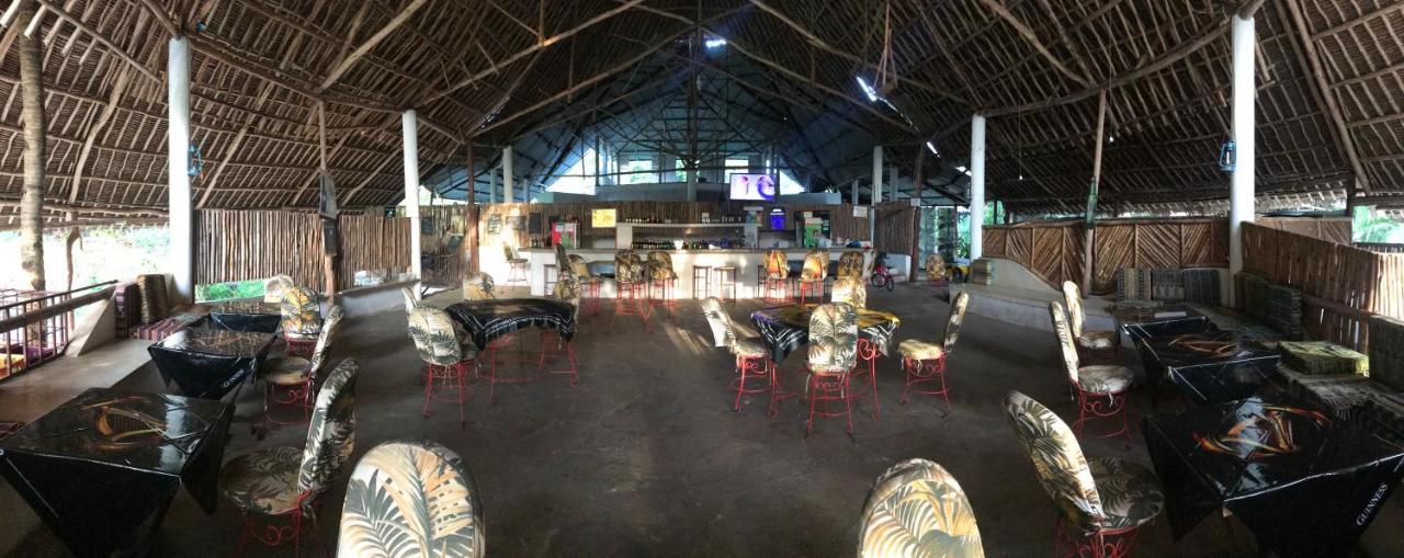 Travellers Inn Resort Malindi Kijiwetanga Exterior photo