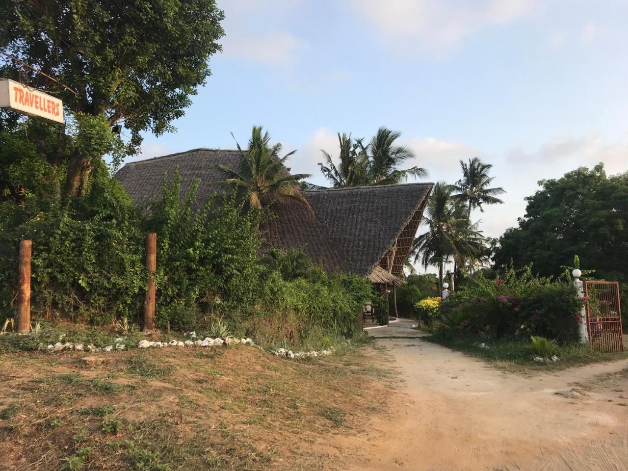 Travellers Inn Resort Malindi Kijiwetanga Exterior photo