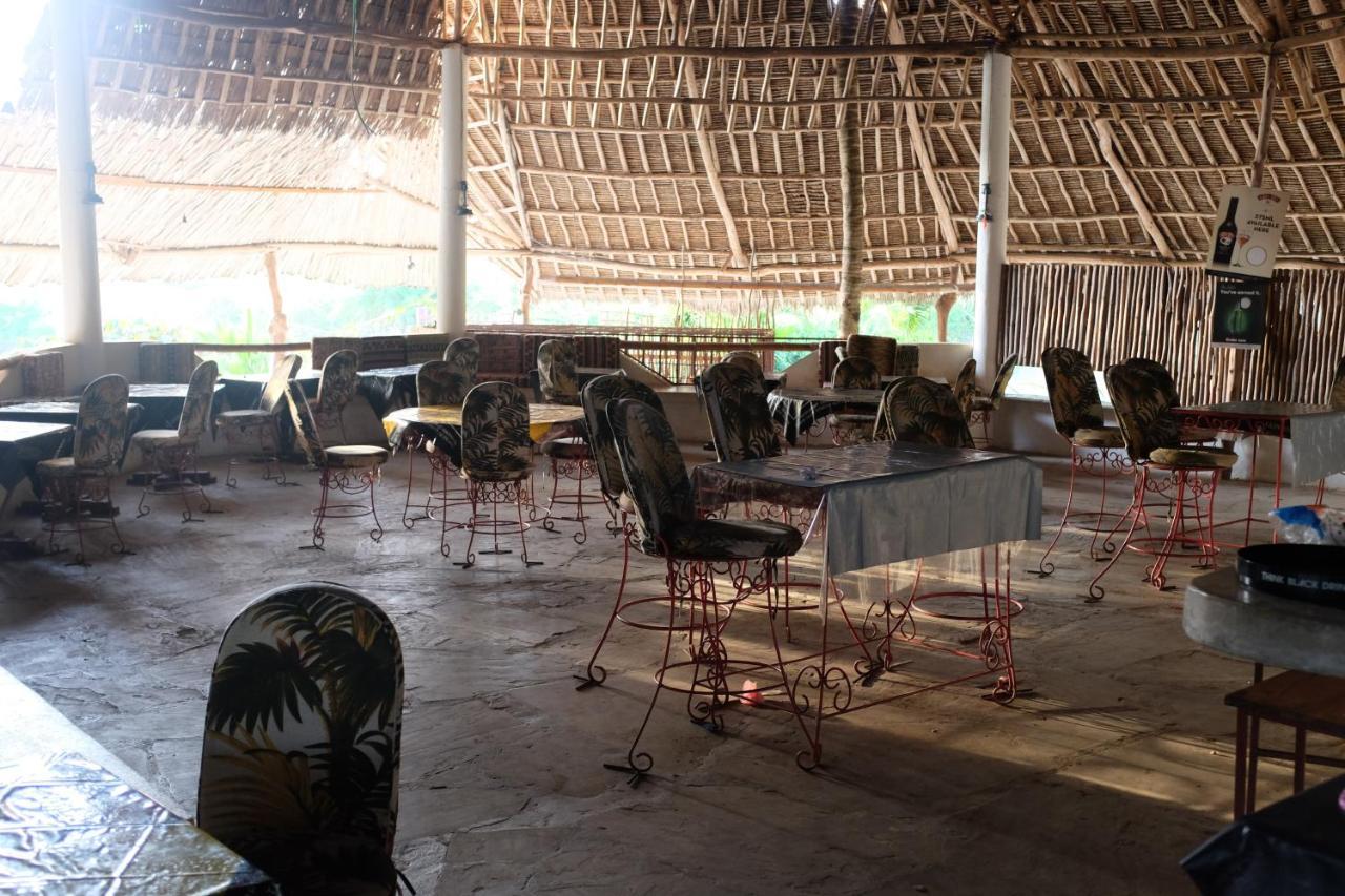 Travellers Inn Resort Malindi Kijiwetanga Exterior photo
