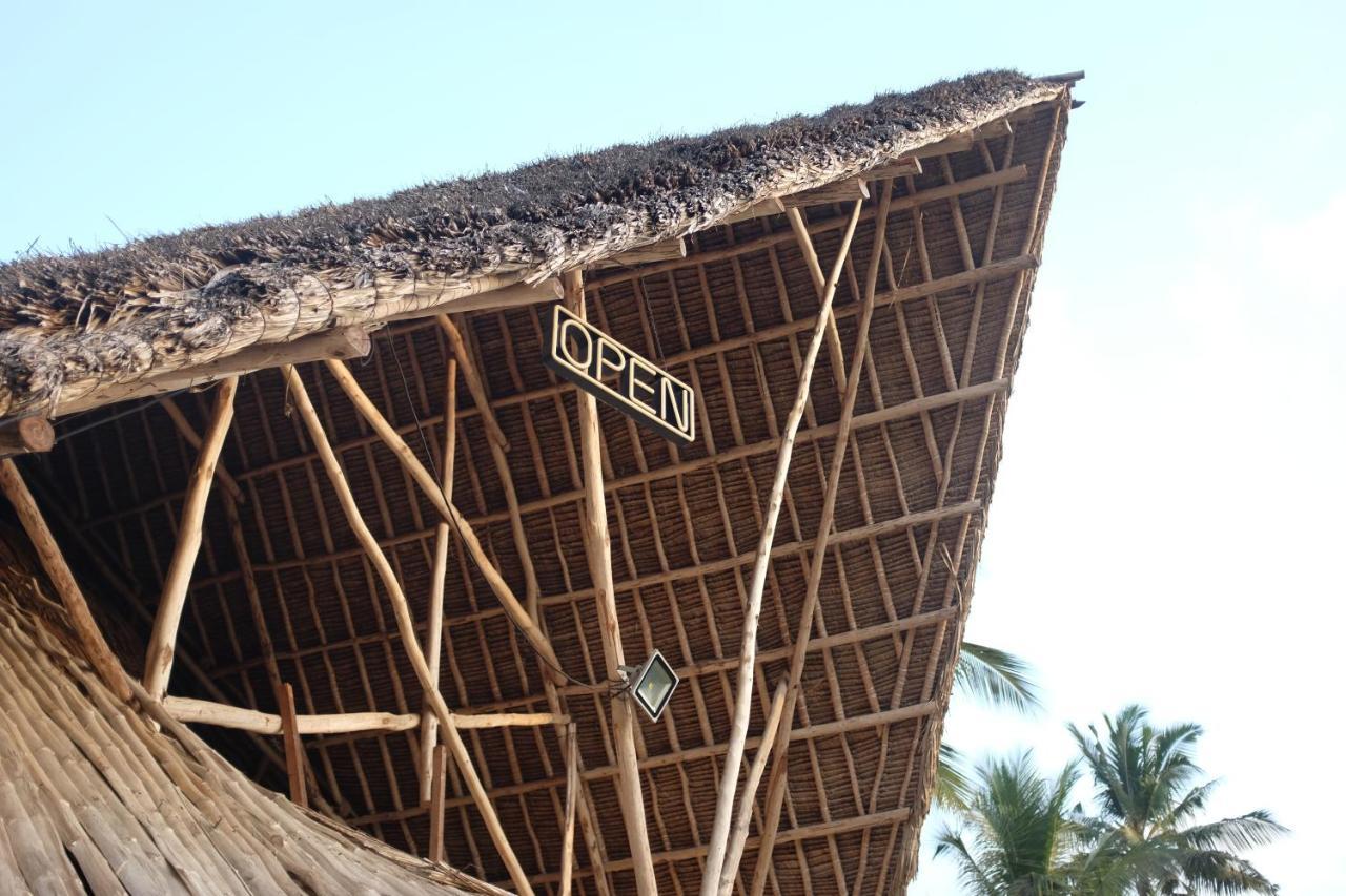 Travellers Inn Resort Malindi Kijiwetanga Exterior photo