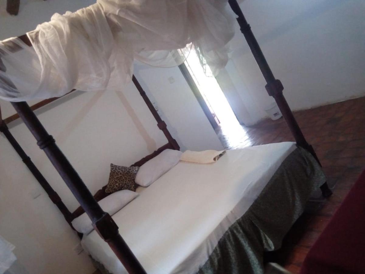 Travellers Inn Resort Malindi Kijiwetanga Exterior photo