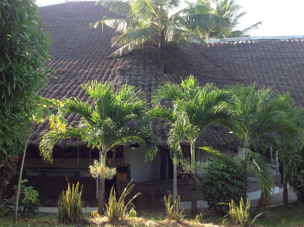 Travellers Inn Resort Malindi Kijiwetanga Exterior photo